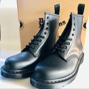 DR. MARTENS 1460 Mono Boot